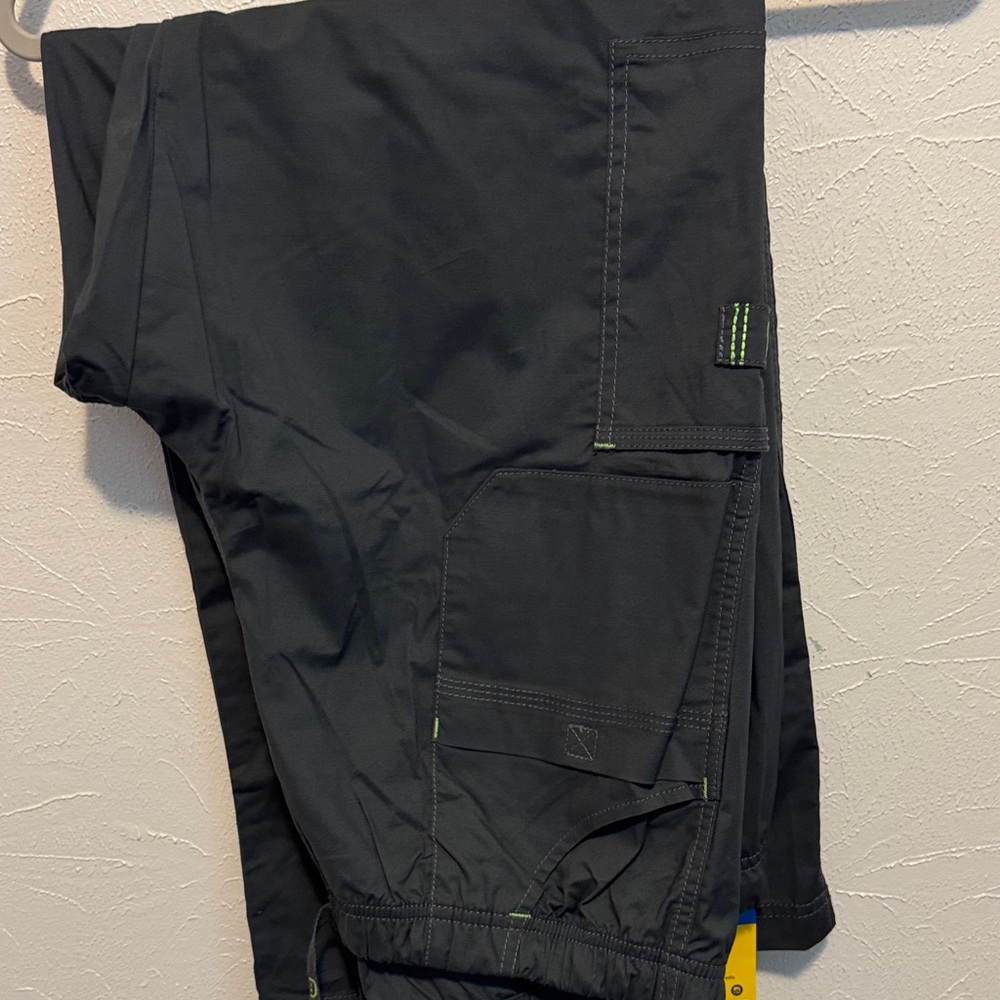 WonderWink Women’s  Dark Gray scrub set